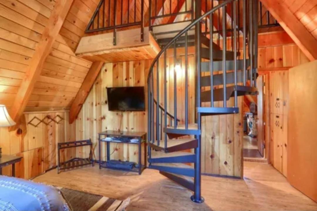 Chalet Knotty Pines Bass Lake Annex